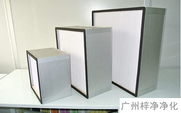 F-S有隔板中效空氣過濾器主要用于制藥、電子、食品廠房中潔凈/空調/通風系統的中級過濾。